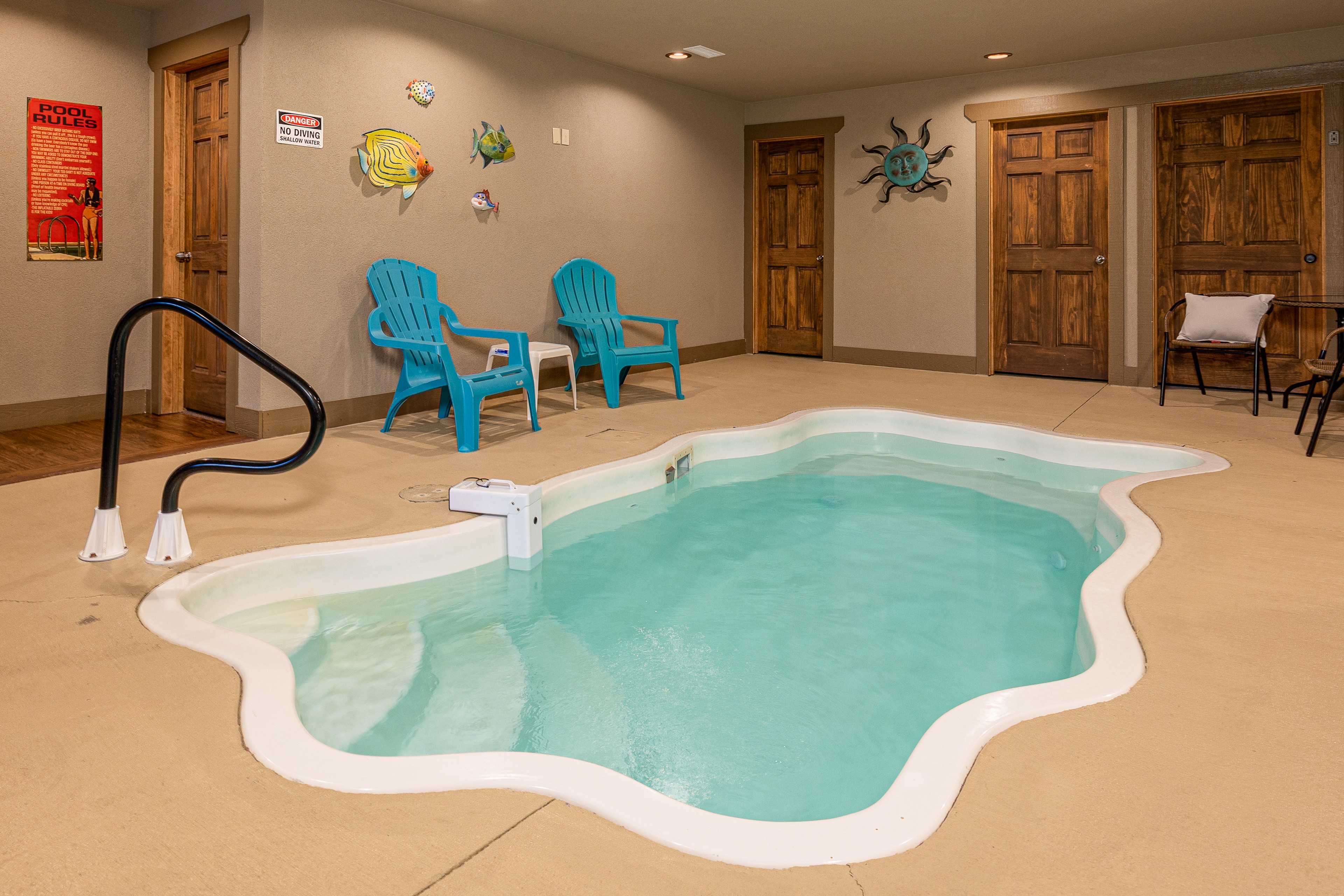 Pool Cabins callout